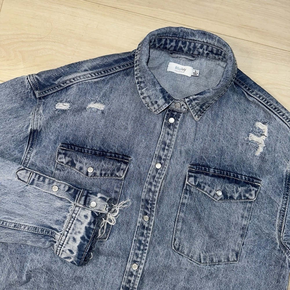 Bluivy Blue Denim Jacket Womens Size Large Distressed‎ Pearl Snap Casual